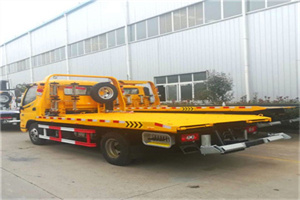 略阳附近拖车救援搭电