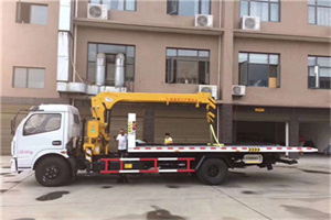 略阳附近汽车轮胎更换